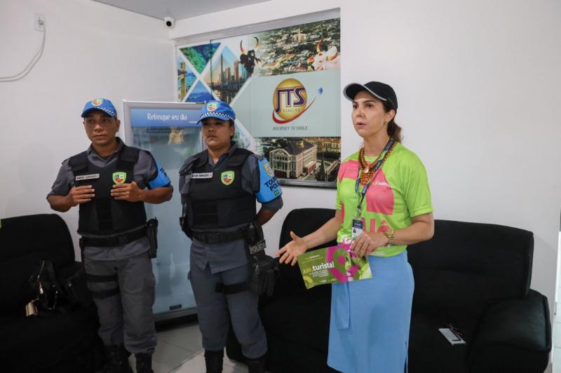 Amazonastur encerra ação e alcança a meta de 65 estabelecimentos visitados em Parintins