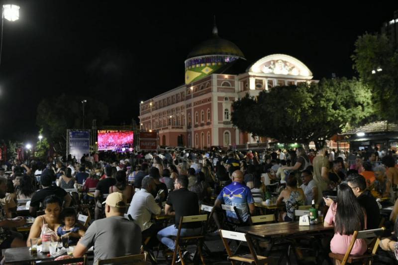 Em Manaus, público aprova transmissão do 55° Festival Folclórico no Largo São Sebastião