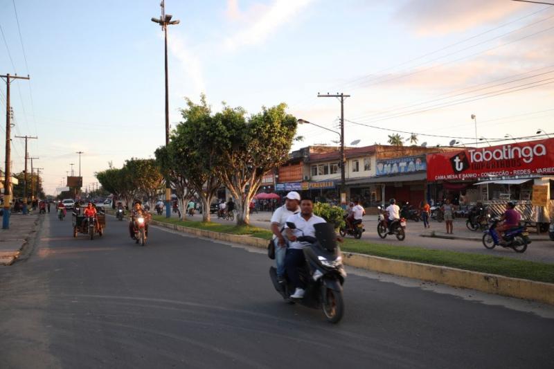 Em Tabatinga, Wilson Lima anuncia iluminação pública de LED e recuperação do sistema viário