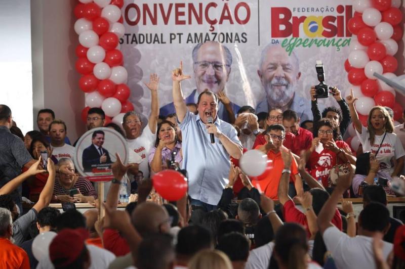 Na convenção do PT, Senador Omar defende união em defesa da Zona Franca de Manaus