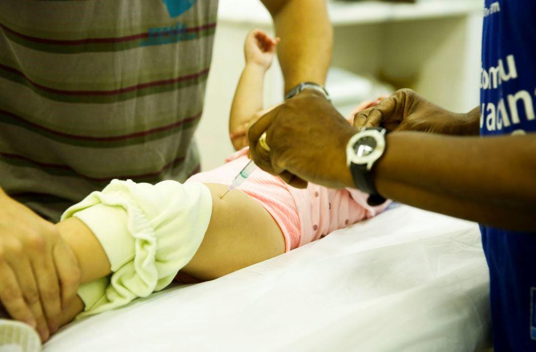 Hoje é o Dia D de vacinação contra pólio e de multivacinação