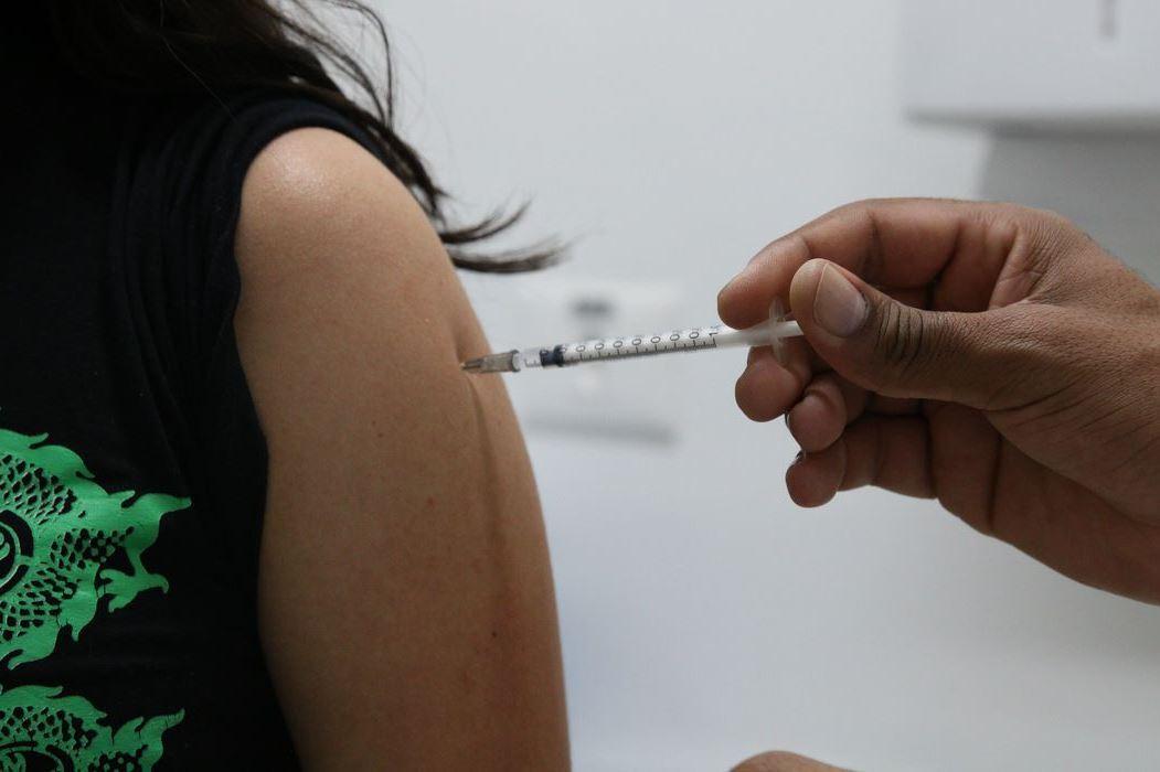 Em 24 horas, Brasil tem 202 mortes e 18,2 mil novos casos de covid-19