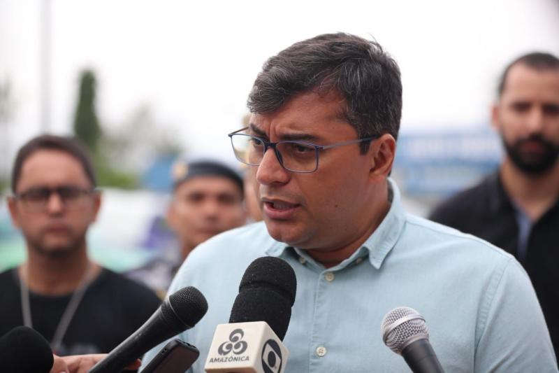 Wilson Lima determina suporte social e psicológico às famílias das vítimas do acidente durante Festival de Manacapuru