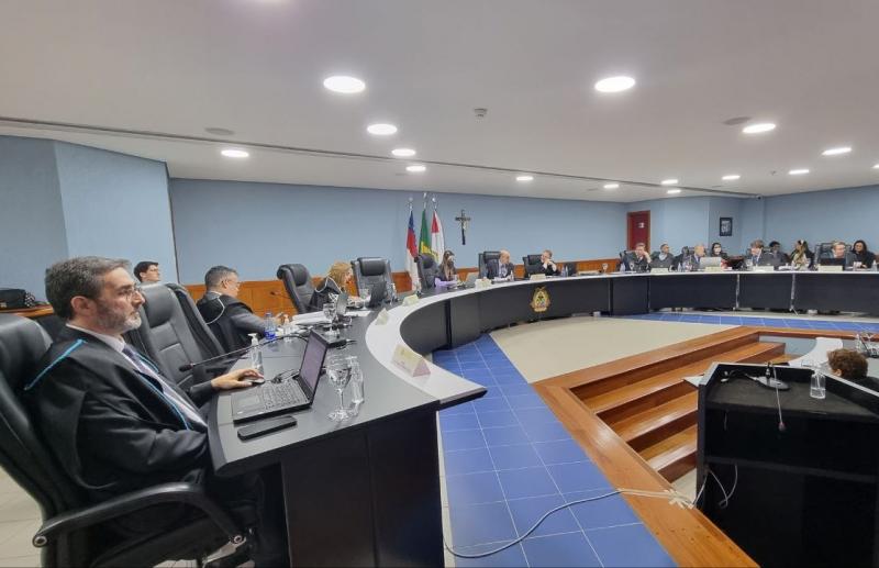 TCE-AM determina que ex-gestora da Seinfra devolva R$ 8,8 milhões aos cofres públicos