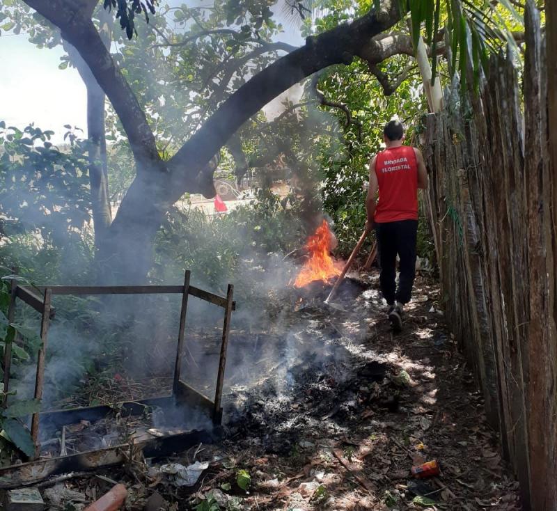 Moradores do entorno do aterro controlado provocam queimadas e são advertidos pela Sedema