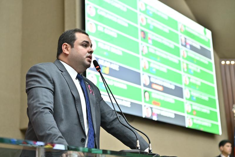 Roberto Cidade agradece pela votação histórica que o reconduziu ao parlamento estadual