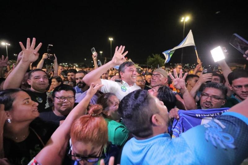 Wilson vence 2º turno com 55% dos votos válidos, aponta Real Time Big Data