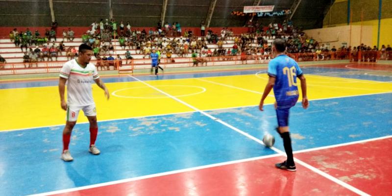Bairros União e Palmares estreiam com vitória na abertura da 1ª Copa Parintins Interbairros de Futsal