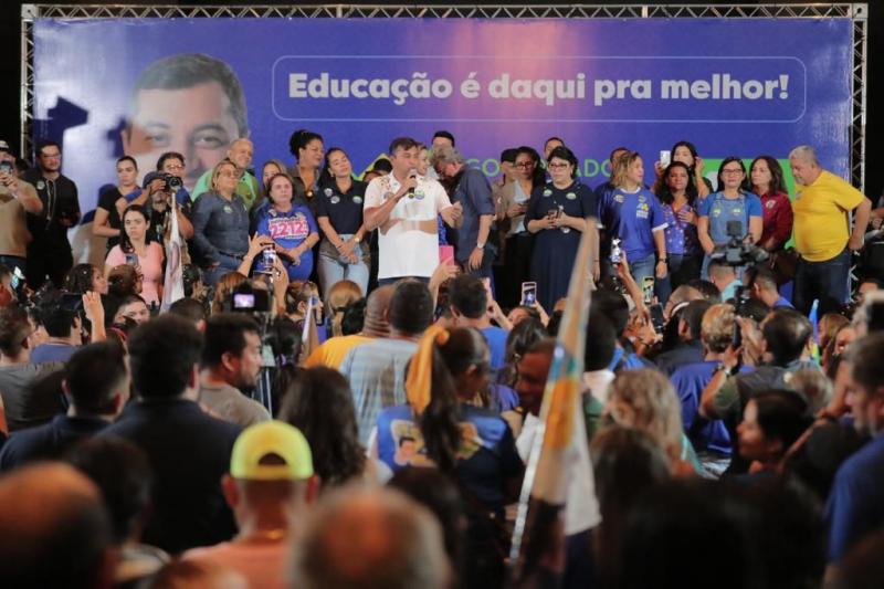 Wilson vai ampliar ensino profissionalizante e encaminhar 20 mil jovens ao primeiro emprego