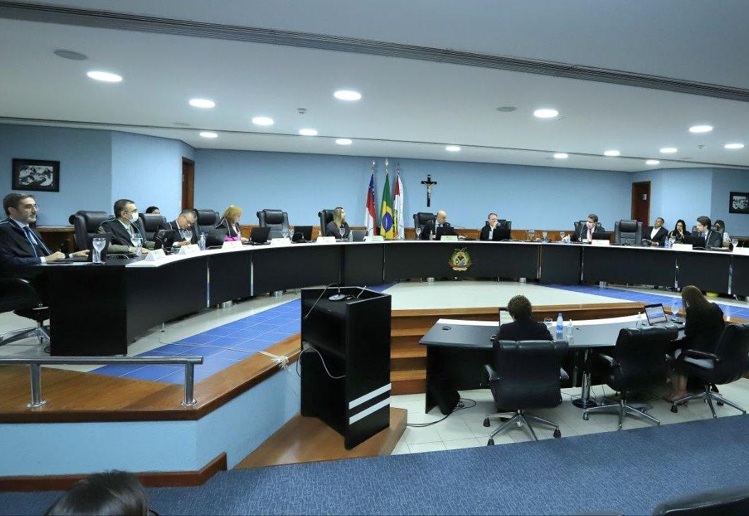 TCE-AM multa ex-presidente de Câmara do interior em mais de R$121 mil