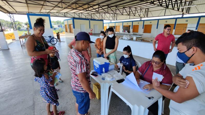 Prefeitura de Parintins intensifica vacinação contra covid-19 com 24 pontos de imunização