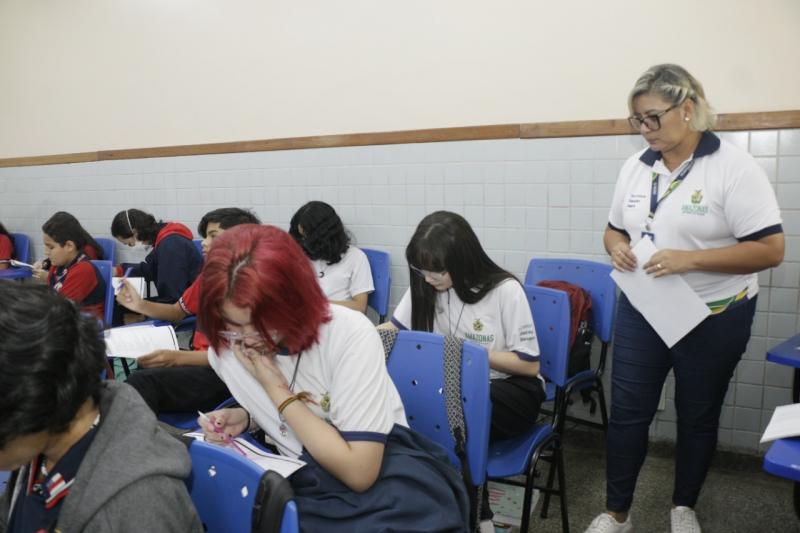 Estudantes da rede pública estadual passam por Avaliação de Verificação de Aprendizagem