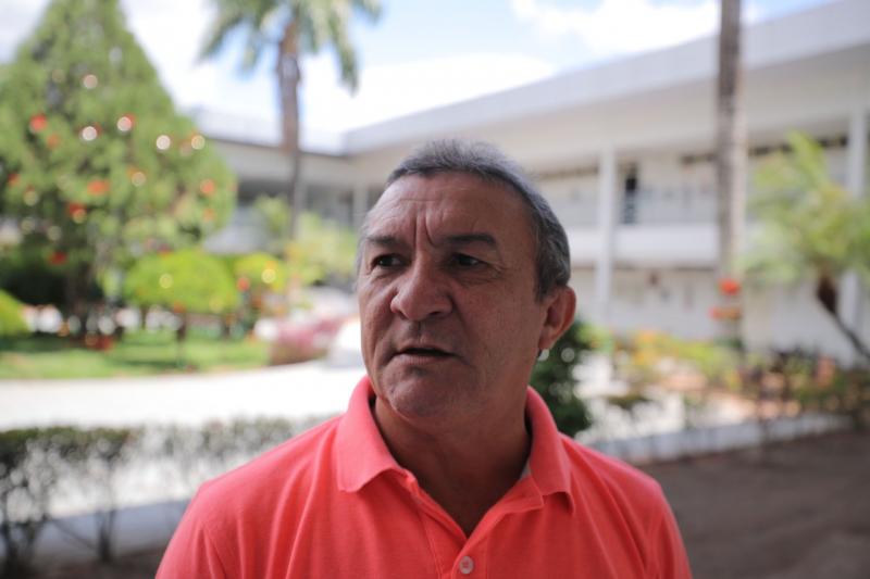 ‘Planejar a ceia ou antecipar pagamentos’, diz servidor público estadual sobre segunda parcela do 13º salário