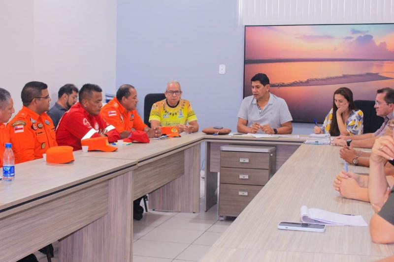 Com sorteio de duas motos, Prefeitura de Parintins promove Réveillon 2023 na Praça dos Bois