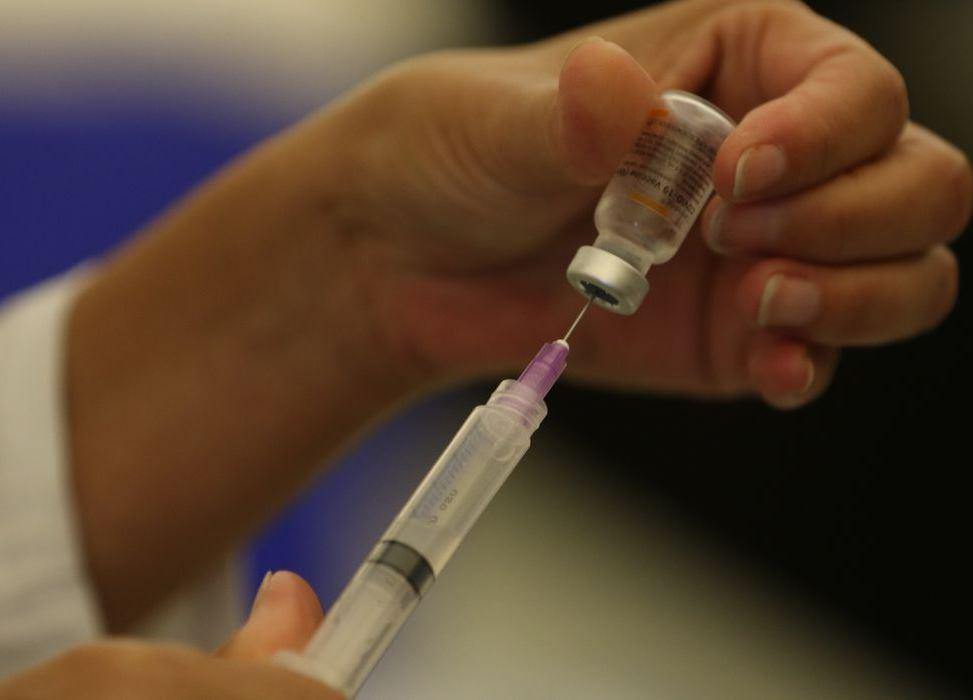 Saúde recomenda dose de reforço contra a covid a partir dos 5 anos