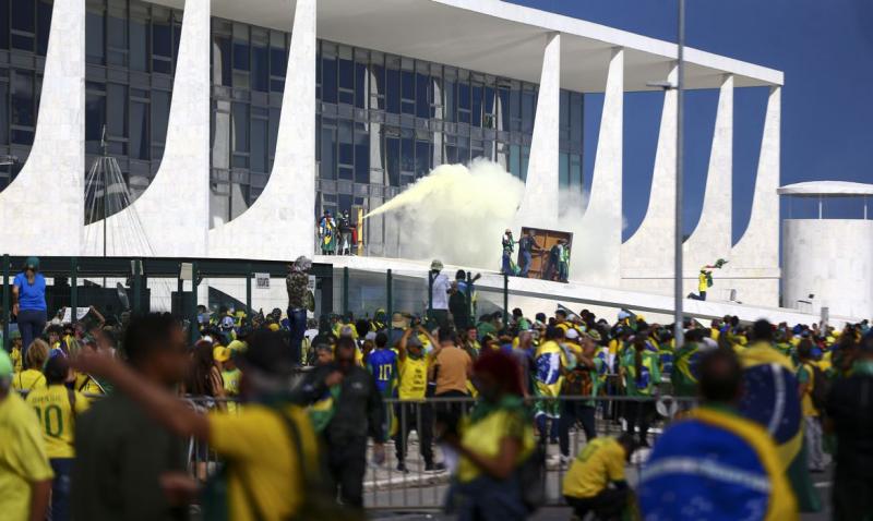 Brasília sob tensão e intervenção federal na segurança pública