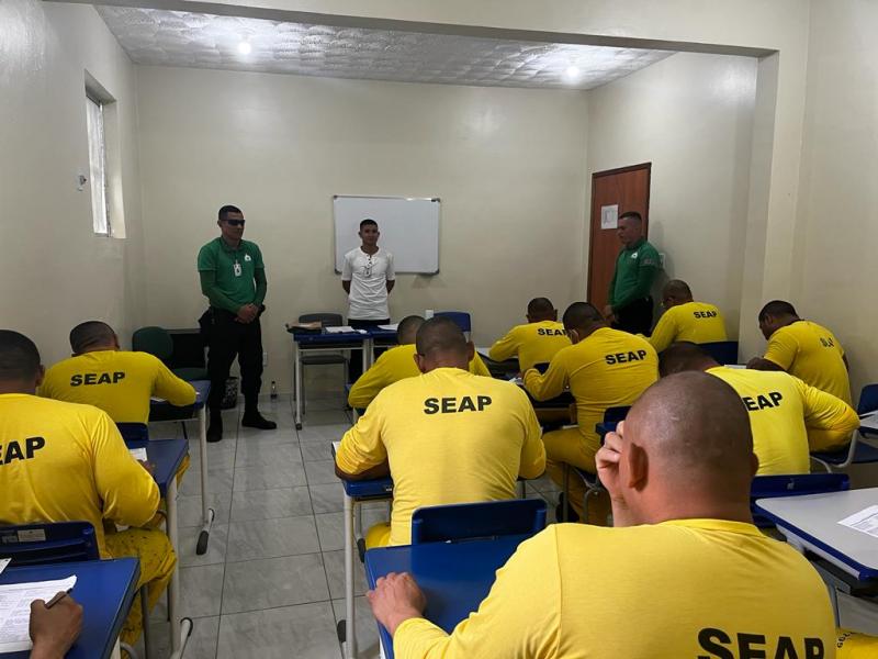 Seap do Amazonas realiza aplicação das provas do Enem em Unidades Prisionais do Estado