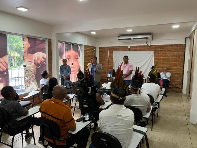 Governo do Amazonas realiza reunião com líderes indígenas da etnia Kokama