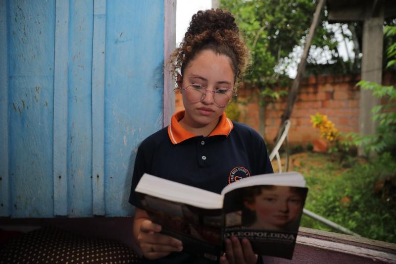 ‘Só tinha visto uma escola assim na televisão. Quando entrei, foi mágico’, ressalta aluna do Ceti de Careiro Castanho  ‘Só tinha visto uma escola assim na televisão. Quando entrei, foi mágico’, ressalta aluna do Ceti de Careiro Castanho