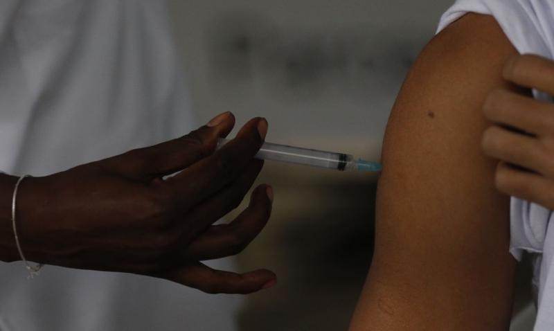 Covid: aplicação da vacina bivalente deve começar em 27 de fevereiro Covid: aplicação da vacina bivalente deve começar em 27 de fevereiro