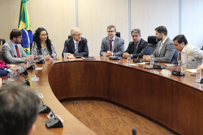 Secretários de Estado discutem prioridades da Amazônia Legal com Ministério do Meio Ambiente Secretários de Estado discutem prioridades da Amazônia Legal com Ministério do Meio Ambiente