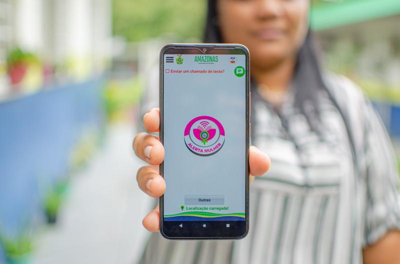 Sejusc disponibiliza aplicativo para proteção de mulheres vítimas de violência doméstica e familiar Sejusc disponibiliza aplicativo para proteção de mulheres vítimas de violência doméstica e familiar