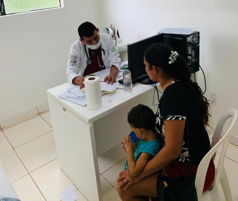 Ação com médico pediatra e clínicos gerais beneficia 300 moradores do Caburi Ação com médico pediatra e clínicos gerais beneficia 300 moradores do Caburi
