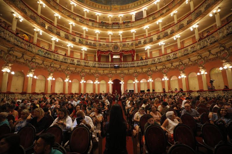 ‘Sarau Carnavalesco’ abre a temporada de espetáculos no Teatro Amazonas, na sexta-feira ‘Sarau Carnavalesco’ abre a temporada de espetáculos no Teatro Amazonas, na sexta-feira