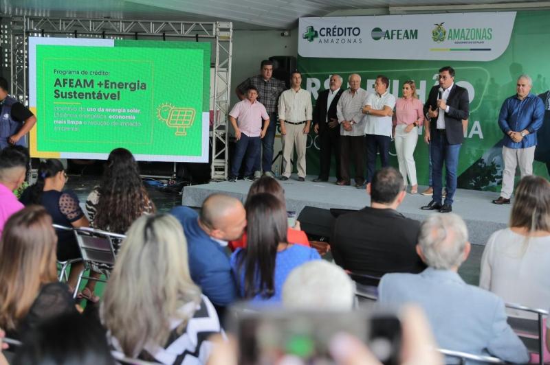 Wilson Lima anuncia oferta de R$ 277 milhões em crédito e lança duas novas linhas de financiamento Wilson Lima anuncia oferta de R$ 277 milhões em crédito e lança duas novas linhas de financiamento