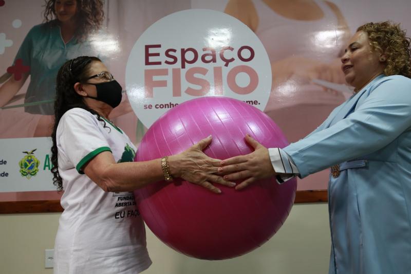 Governo do Amazonas inaugura sala de fisioterapia pélvica revitalizada na FUnATI Governo do Amazonas inaugura sala de fisioterapia pélvica revitalizada na FUnATI