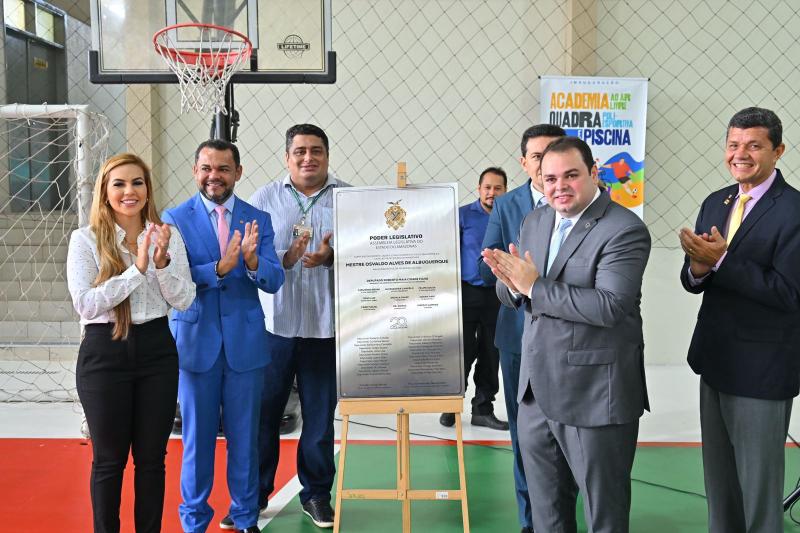 Presidente da Aleam, Roberto Cidade inaugura Complexo Esportivo ‘Mestre Osvaldo Alves’