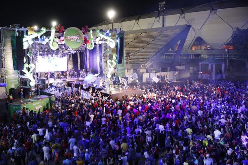 Carnaval na Floresta: Carnaboi iniciando temporada bovina é aprovado por público e artistas