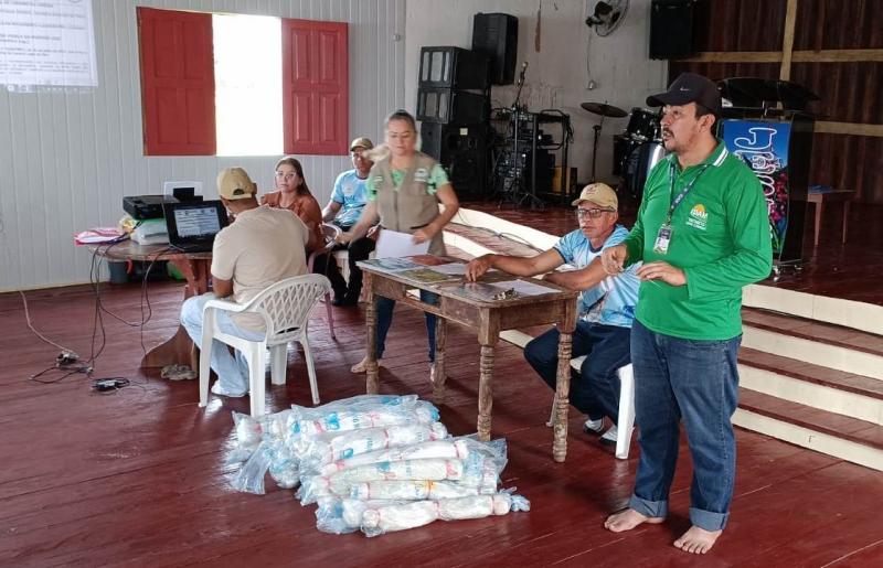 Parceria entre Idam e prefeitura do Careiro da Várzea asseguram cadastramento a pescadores para a pesca de mapará