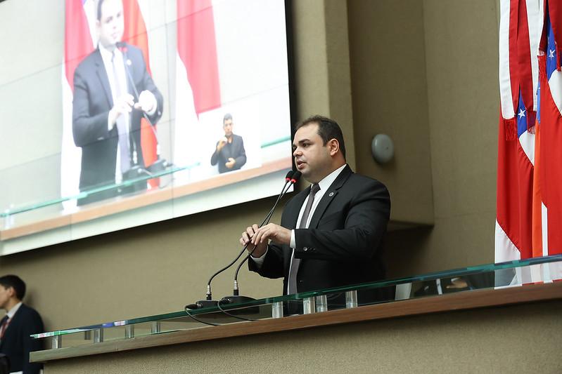 Roberto Cidade apresenta PL que amplia atendimento fisioterapêutico para mulheres mastectomizadas