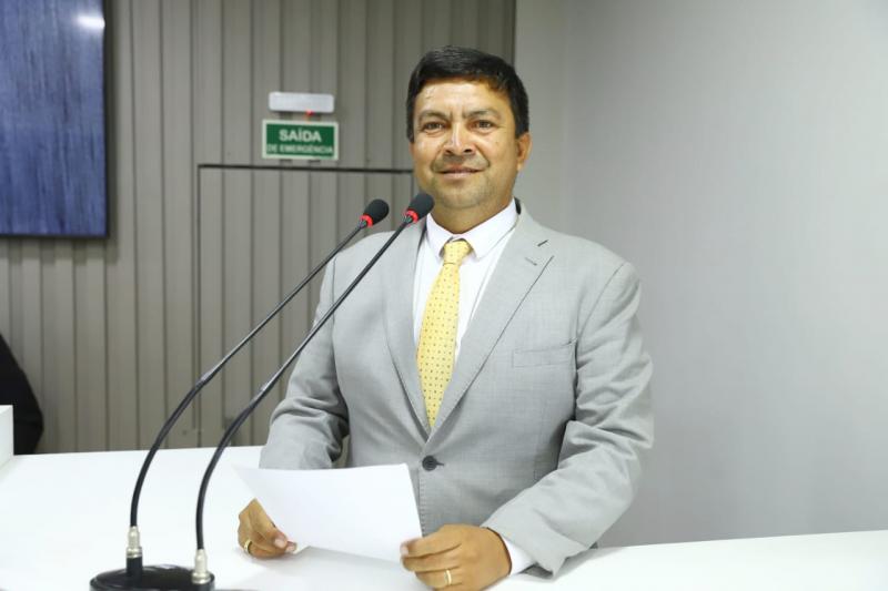 Vereador Telo protocola pedido para implantação de Unidade FCecon e Centro de Nefrologia em Parintins