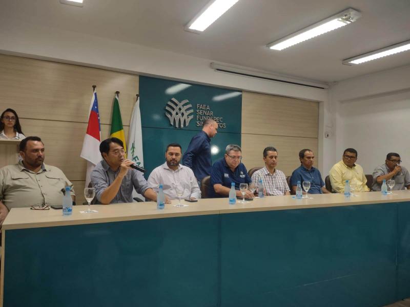 Idam destaca regularização do trabalhador rural em solenidade de certificação de registro de granjas