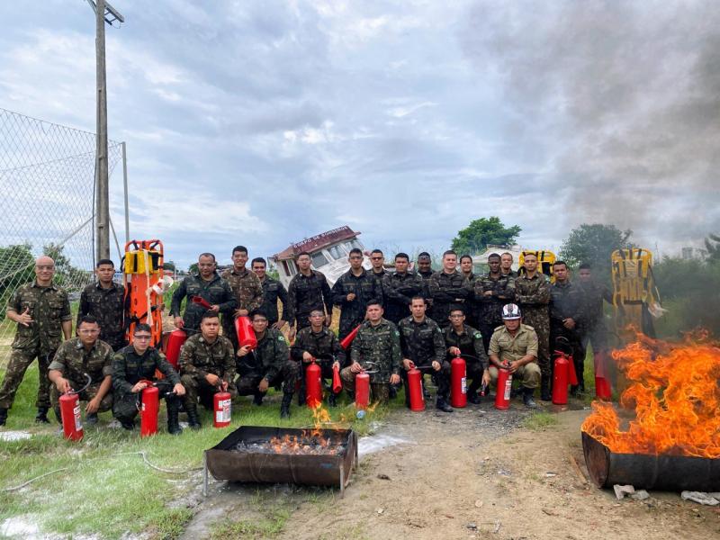 Corpo de Bombeiros conclui curso de Brigada de Incêndio para militares do HMAM 