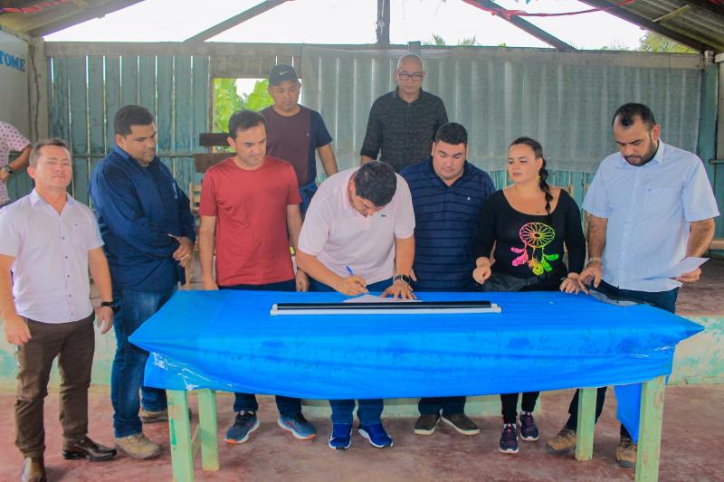 Prefeito Bi Garcia dá ordem de serviço para construção de duas UBS em São Tomé no Uaicurapá e Santo Antônio do Tracajá