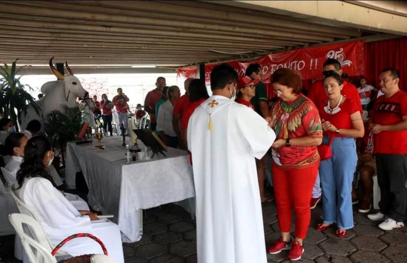 Missa, entrevista coletiva e 1º Curral marcam o Sábado de Aleluia do Garantido, em Manaus
