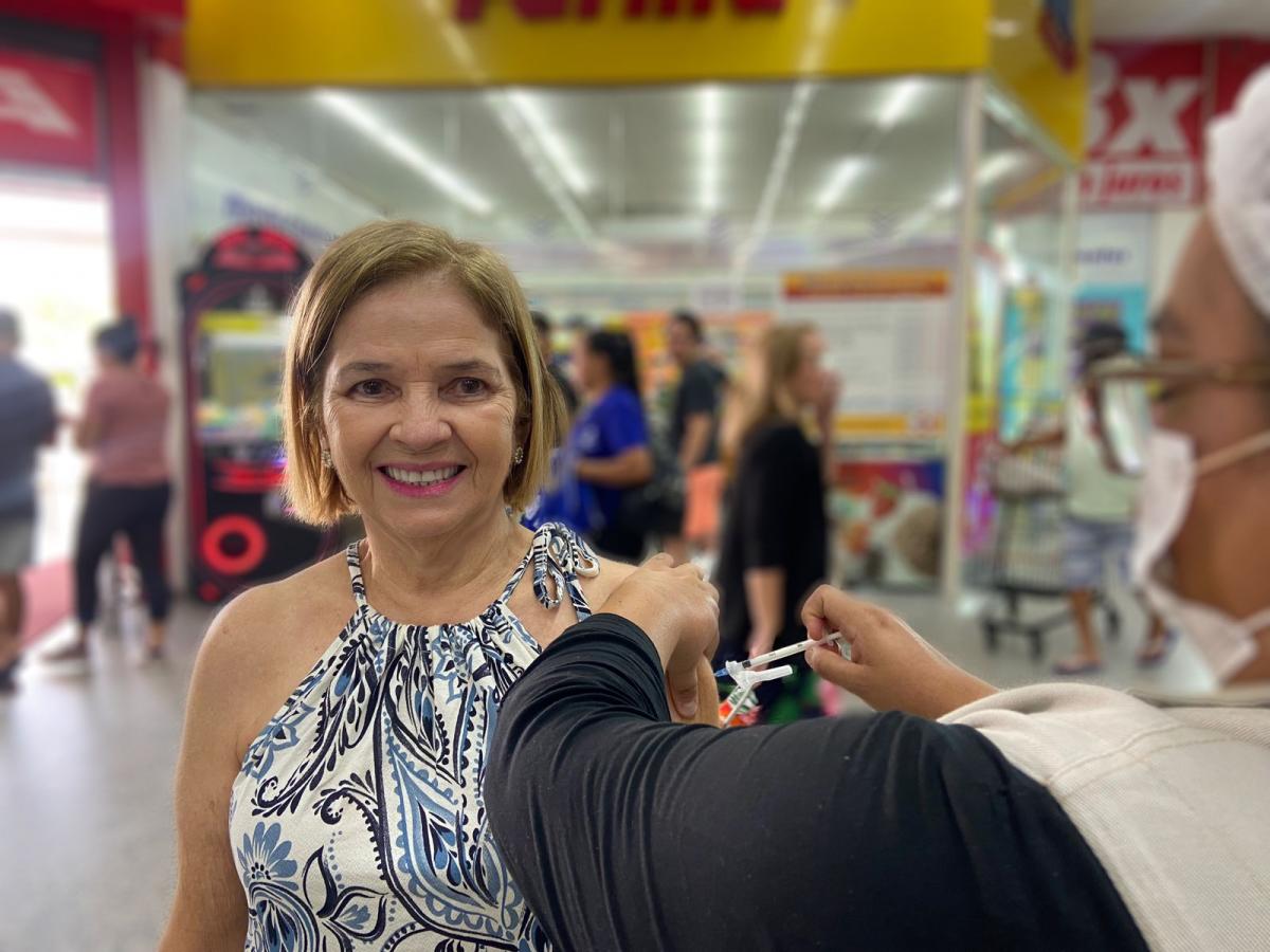 Saúde do Amazonas atualiza painel semanal e de vacinação