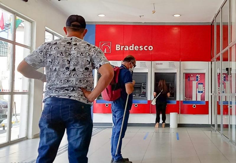 Após ação da Defensoria, Justiça determina que Bradesco suspenda cobranças indevidas no interior do AM