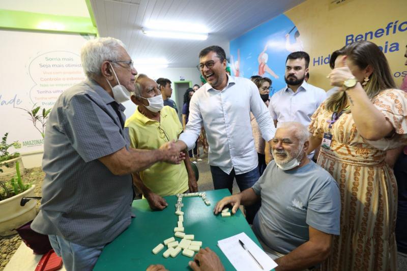 Cirurgia inédita, novos leitos e revitalização de Caimi marcam 100 dias do governo na área da Saúde