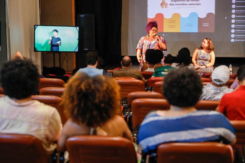 Secretaria de Cultura e Economia Criativa reúne representantes da comunidade negra para tratar sobre a lei Paulo Gustavo