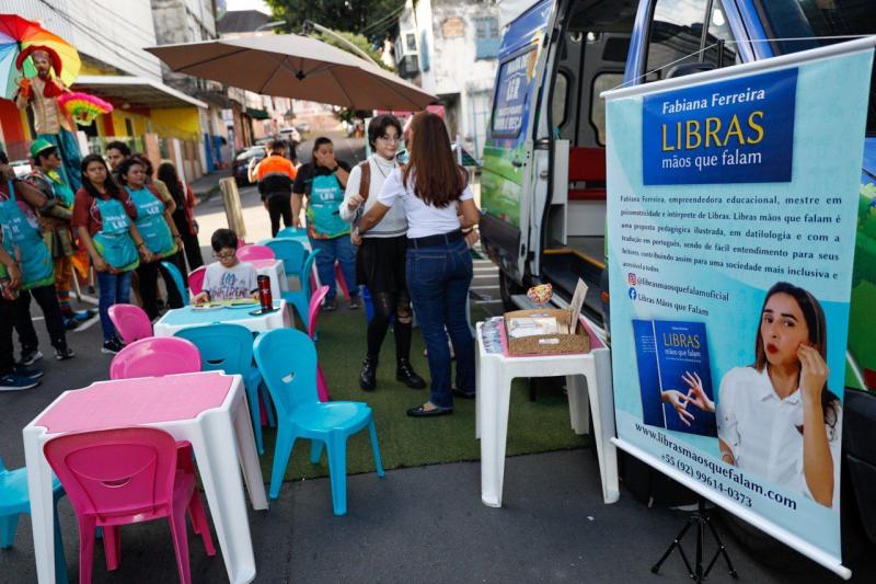 Festival Literário do Centro encerra com a participação de mais de 8,5 mil pessoas na rua Barroso  
