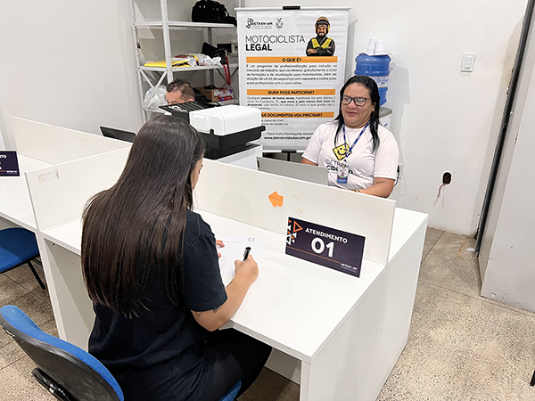 Detran Amazonas participa de ação em homenagem ao Dia do Trabalhador