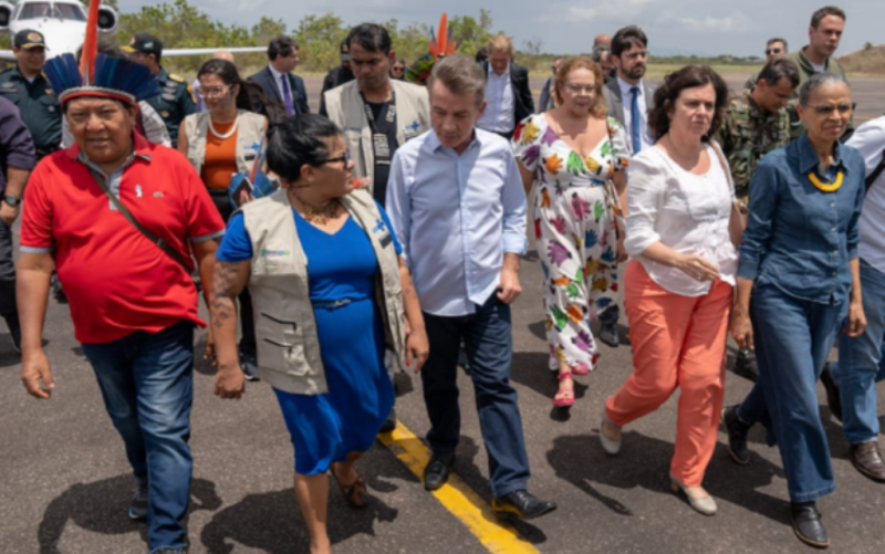 Ministra da Saúde reforça compromisso de intensificar ações no território Yanomami
