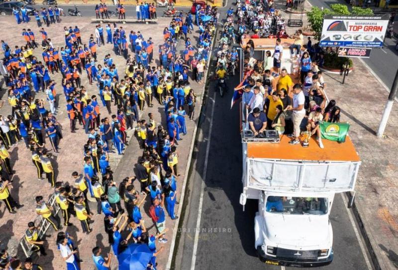 Atletas escolares e recordista brasileiro são homenageados em Parintins