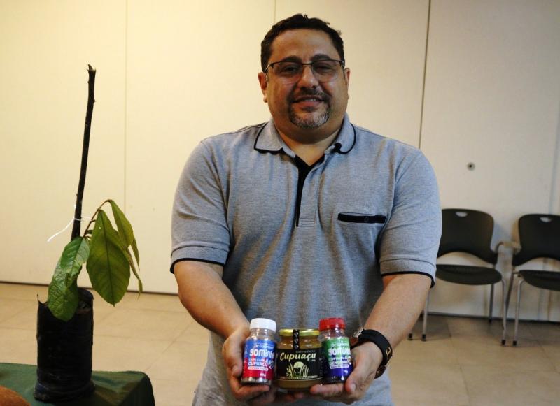 Cultivo do cupuaçu: Amazonas busca fortalecer elo entre agroindústrias, empresários e produtores rurais