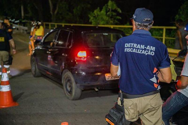 Detran Amazonas efetua 324 autuações durante fiscalização para coibir os “rolezinhos“