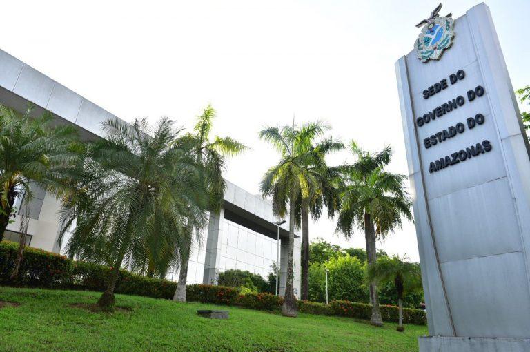 Em nota, Governo diz que só negocia com professor em sala de aula